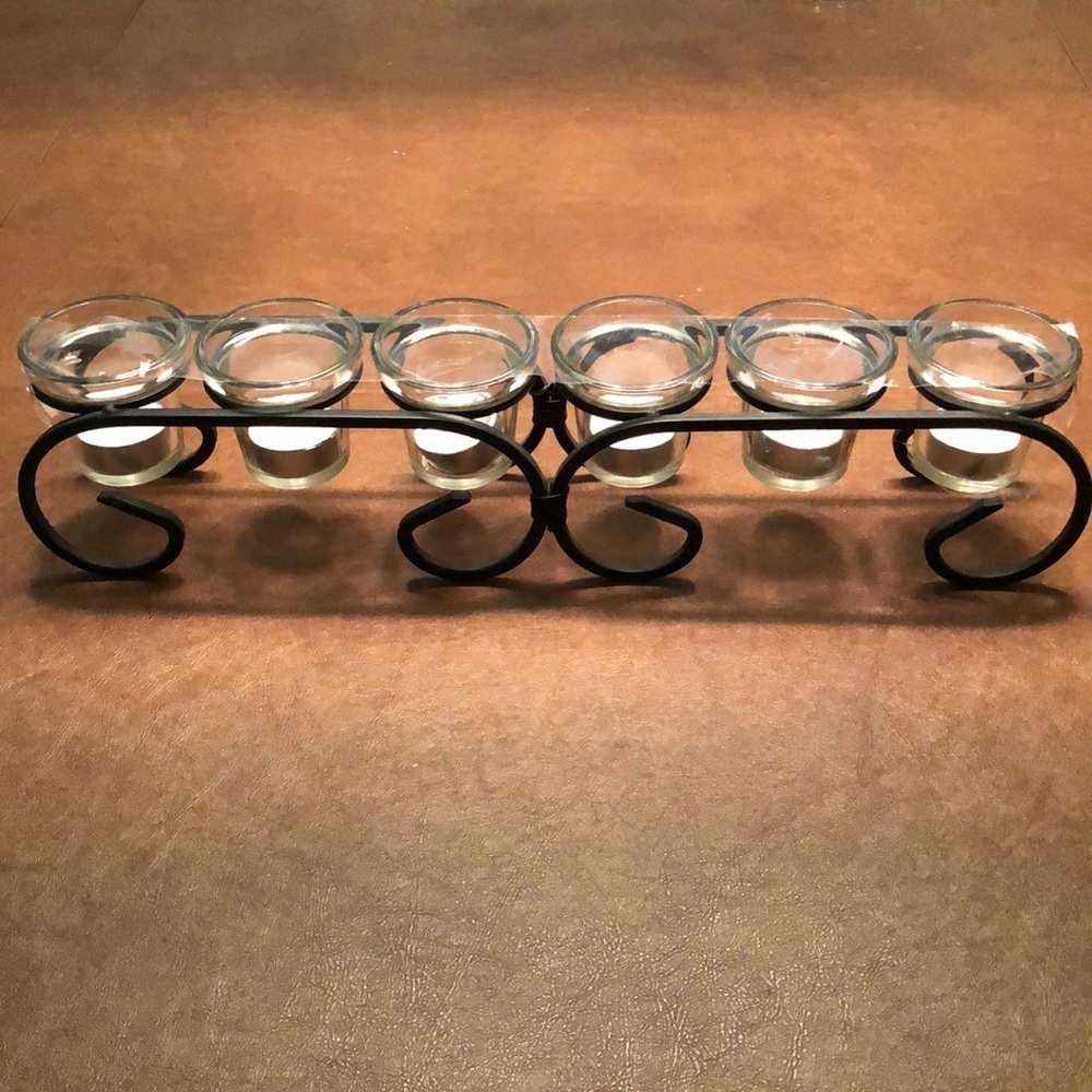 LINEAR CANDLE HOLDER WITH 6 INDIVIDUAL GLASS HOLDERS NWOT